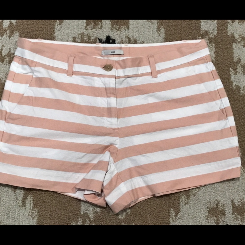 NWOT GAP Striped Shorts size 4