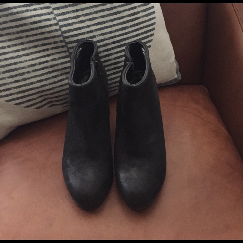 Steven by Steve Madden- Honu Leather Nubuck Bootie