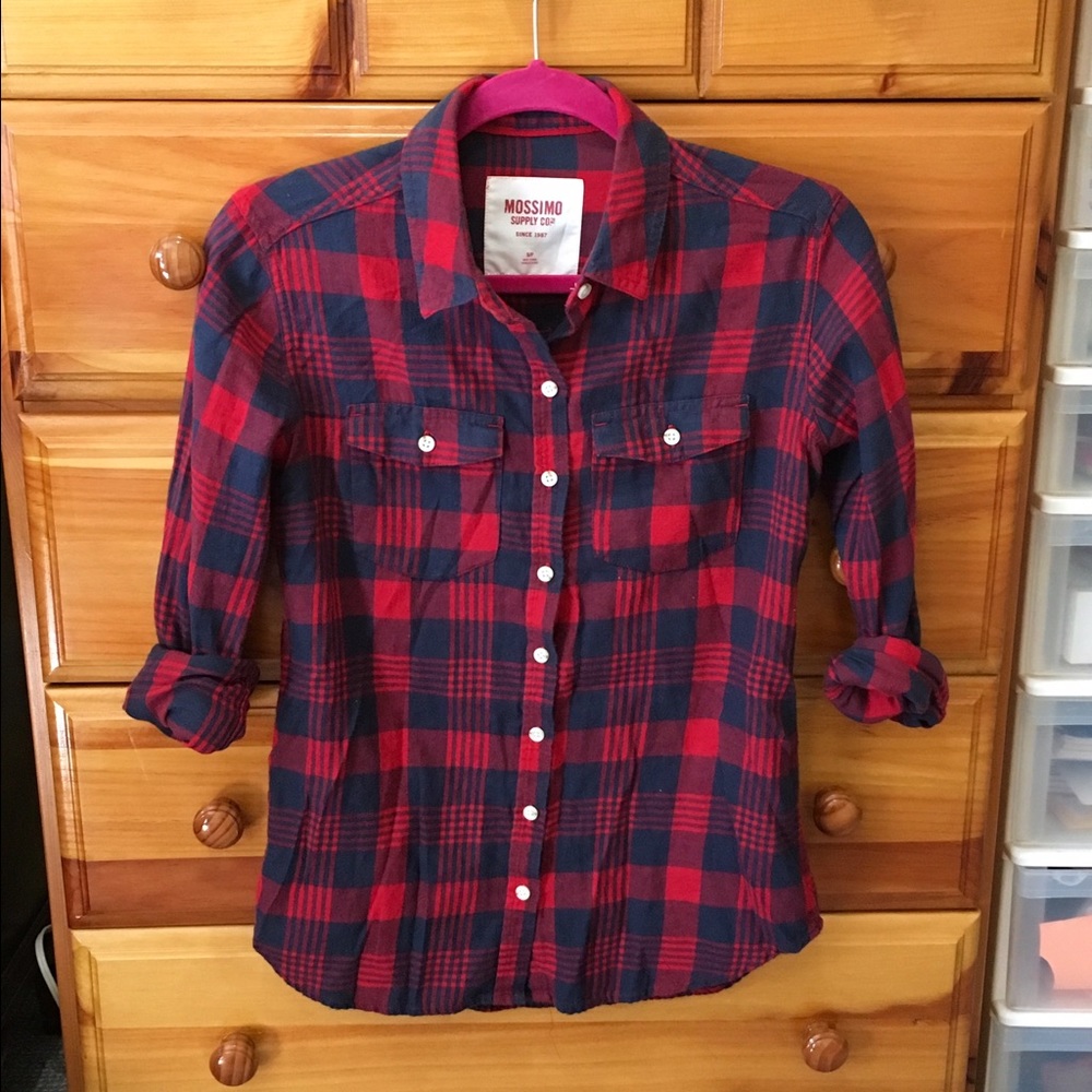 MOSSIMO red and navy blue plaid