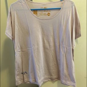 Brand new! RVCA loose fit tee