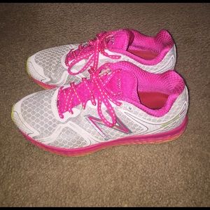 New Balance Tennis Shoes