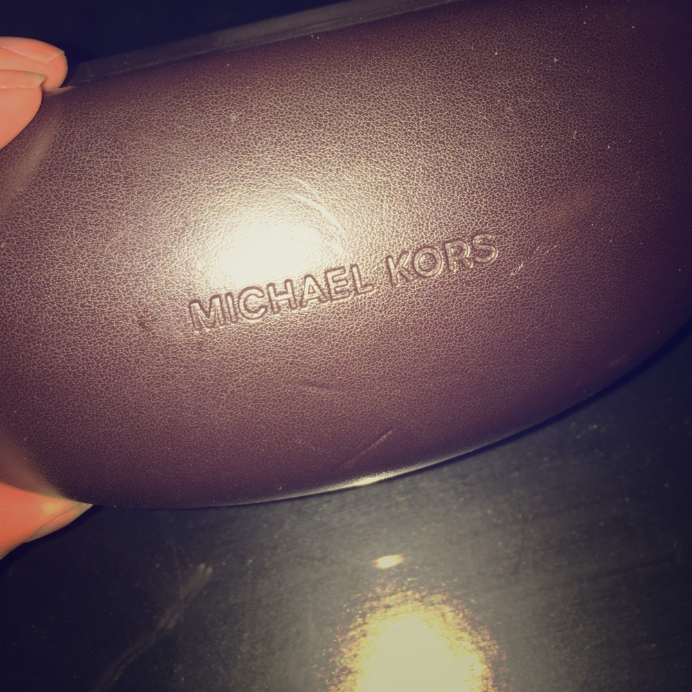 Micheal Kors sun glasses Case