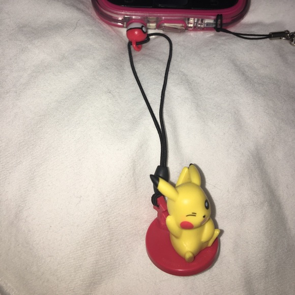 Pikachu Screen Cleaner - Picture 3 of 3