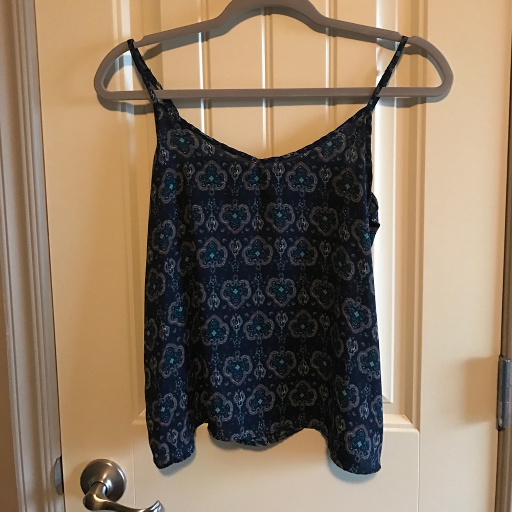Blue paisley hollister tank