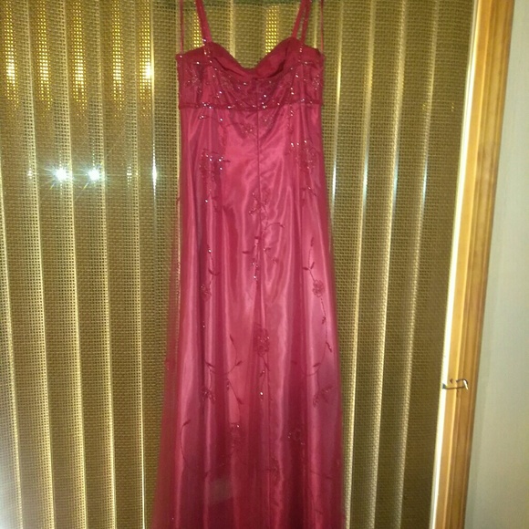 Brand new with tags Cache beaded gown - Picture 3 of 4