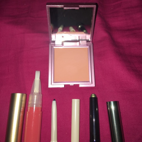 Mally make up bundle - Picture 3 of 3