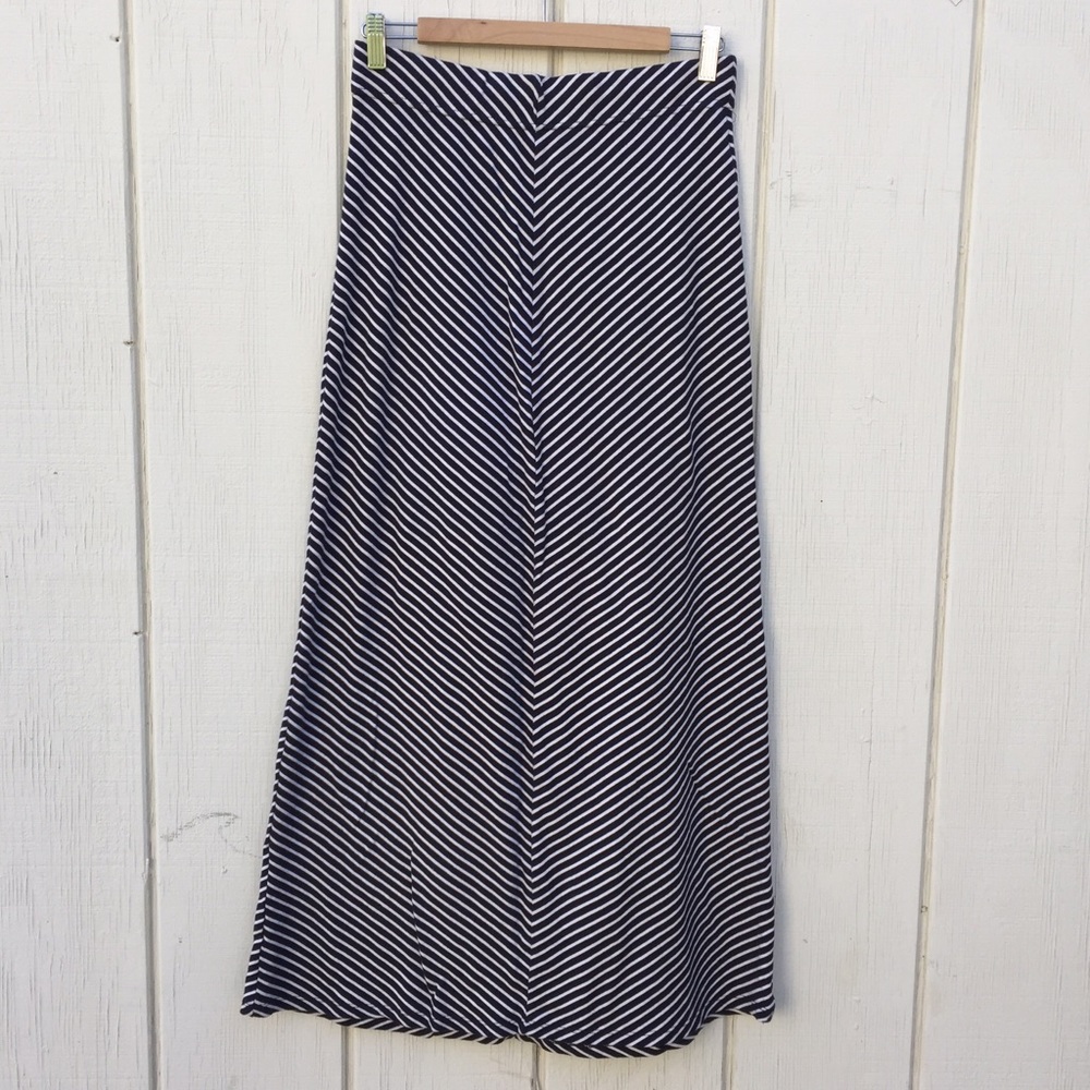 F21 maxi skirt
