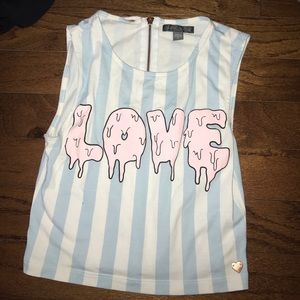 Clothing designs by Kendal & Kylie Jenner❣️