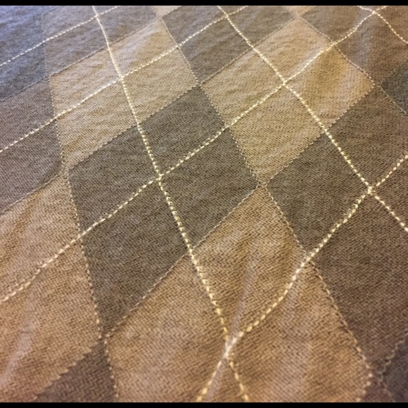 ✌️2 for $10/EUC Men's Banana Republic Brown Argyle Sweater - Picture 2 of 5