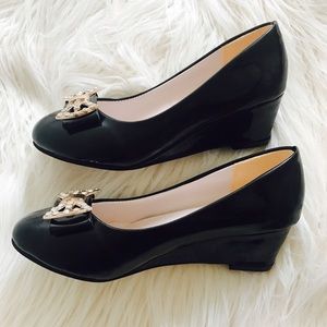 Black Patent Wedges with Rose Gold Bows