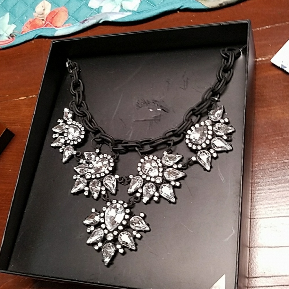 Necklace - Picture 2 of 2