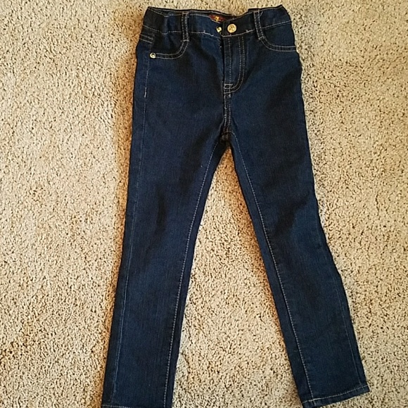*SOLD* Bundle girls navy blue jeans - Picture 3 of 4