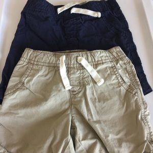Bundle (2) Crazy 8 shorts 12-18