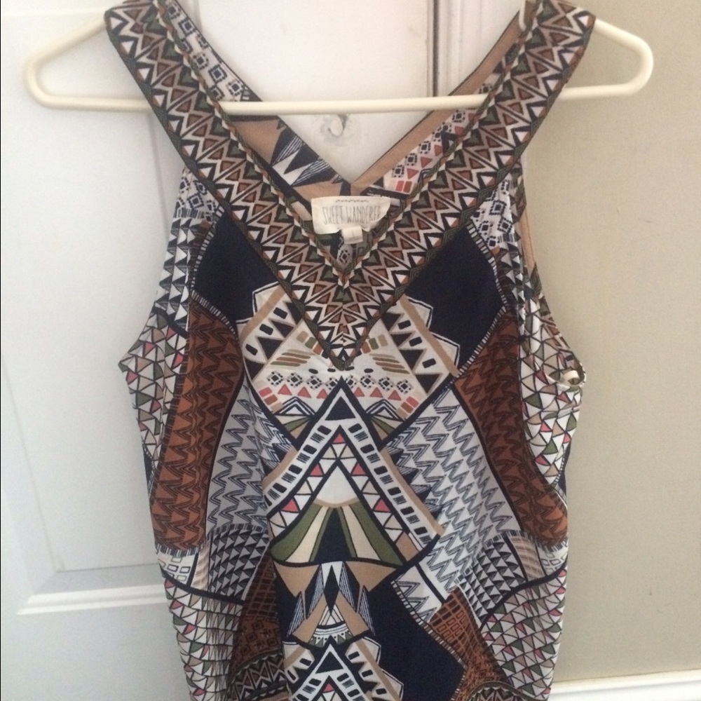 Sweet Wanderer Aztec atop