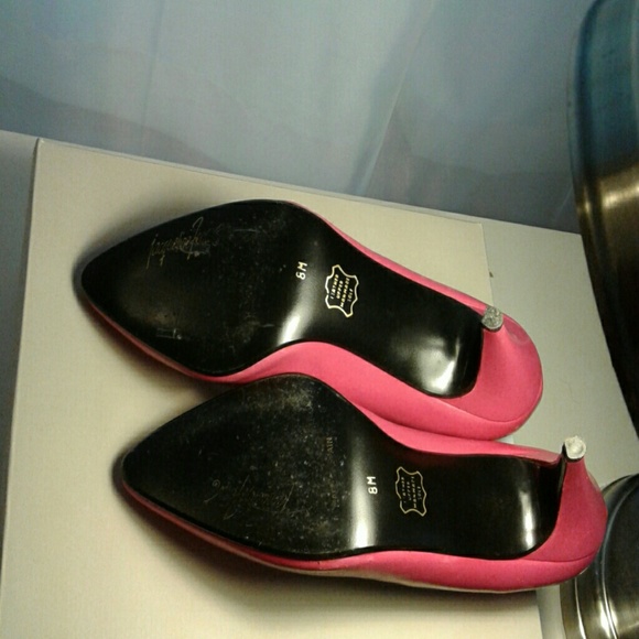 Bright Fuchia Pink Heels, Jaqueline Ferrar pumps - Picture 3 of 4