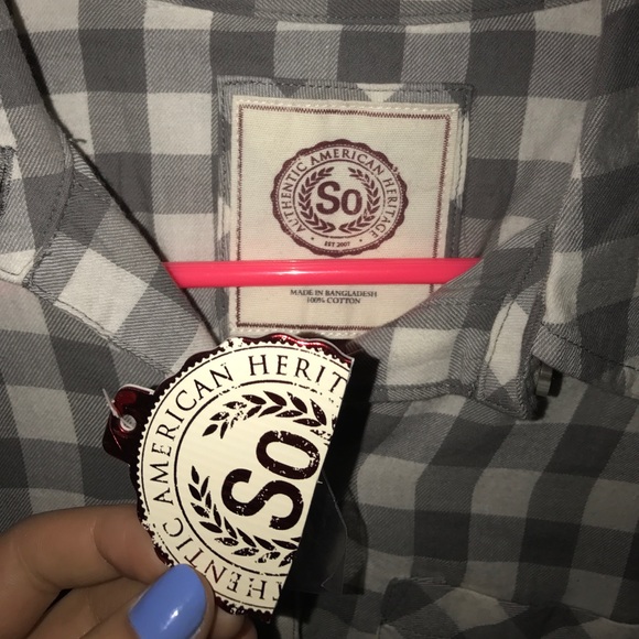 Gray and white flannel - Picture 2 of 3