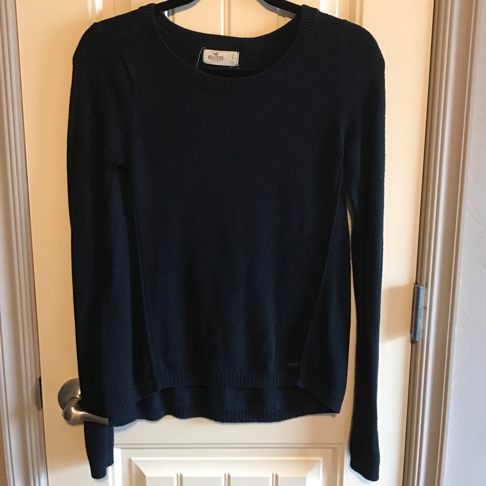 Hollister sweater