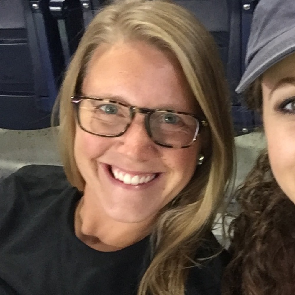 Meet your Posher, Abigail