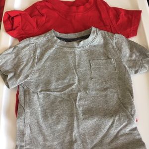 Bundle (2) Crazy 8 pocket tees 12-18 m