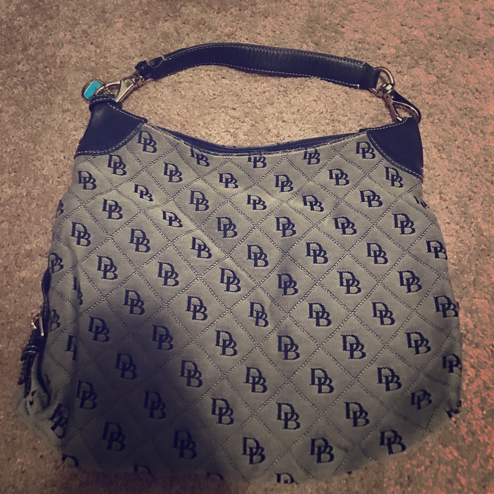 FINAL SALE! Dooney and Bourke purse!