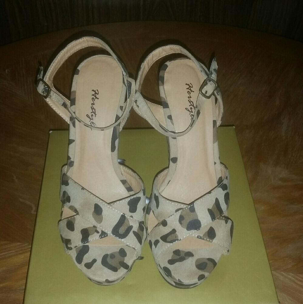 Wedges - Picture 2 of 2