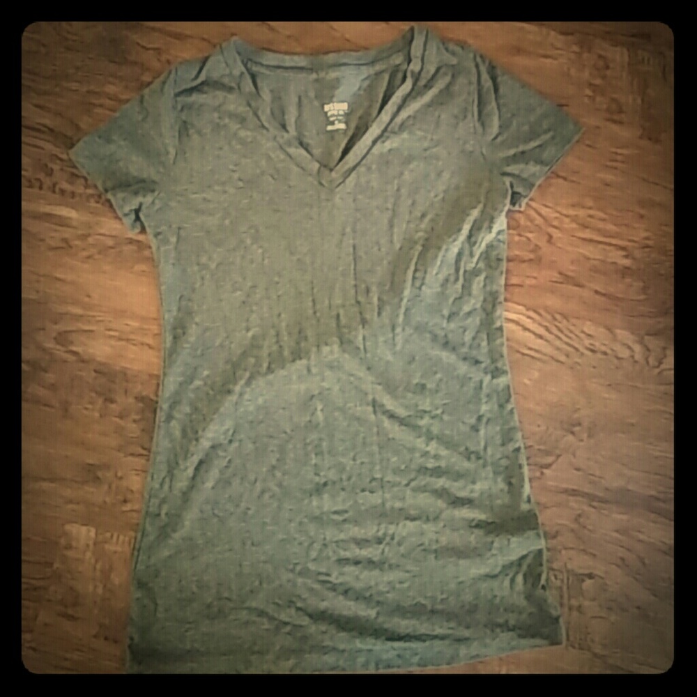 Short sleeve V neck
