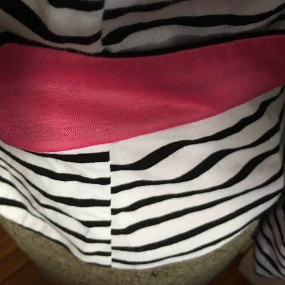 Monteau black and white front button blazer lined - Picture 3 of 4