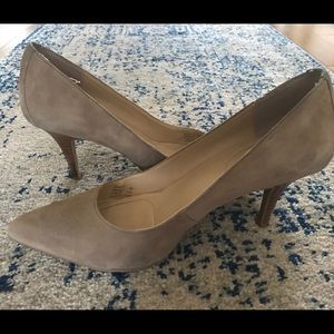 Calvin Klein Suede Taupe Pump, Size 7