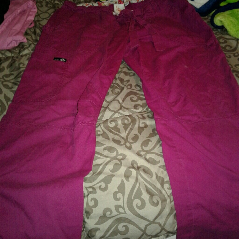 Koi scrub pants excellent condition