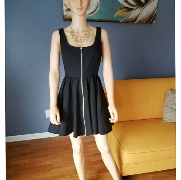 Elizabeth and James Dresses & Skirts - Sexy black Elizabeth and James dress