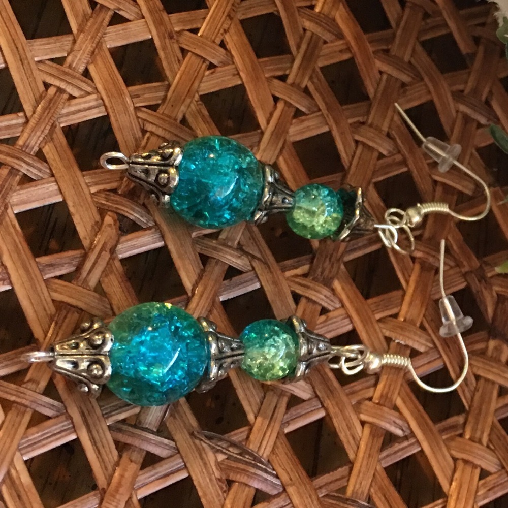 Mint Blue Glass Earrings - Picture 8 of 8