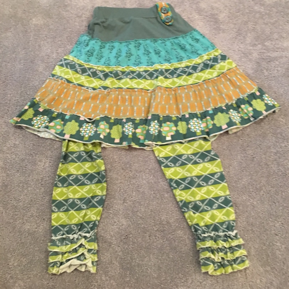 Leggings with a skirt