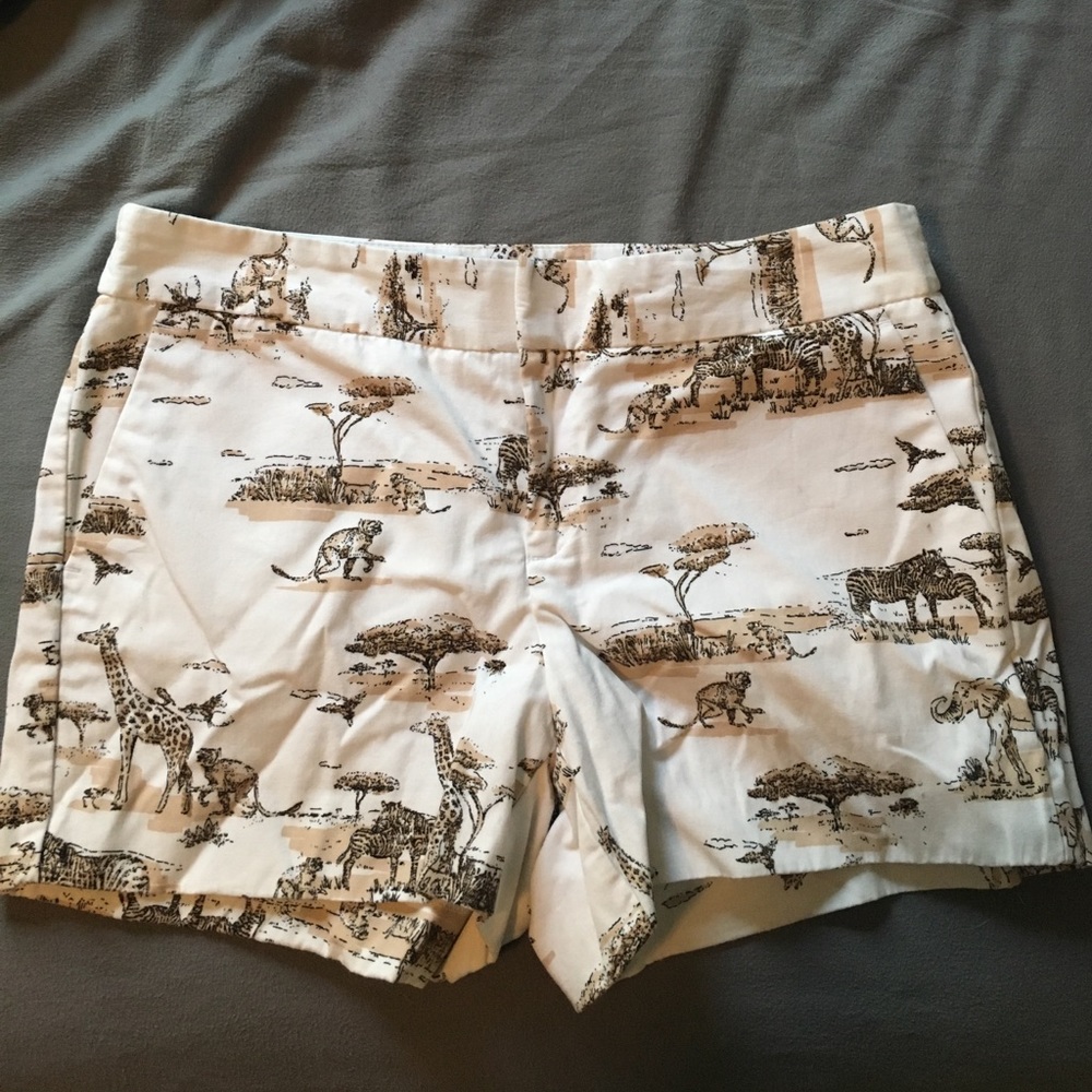 Banana republic shorts size-6