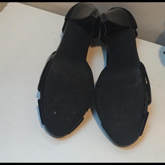 Black Peeptoe Pumps - Picture 4 of 4