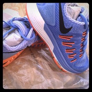 Women's Nike air zoom odyssey