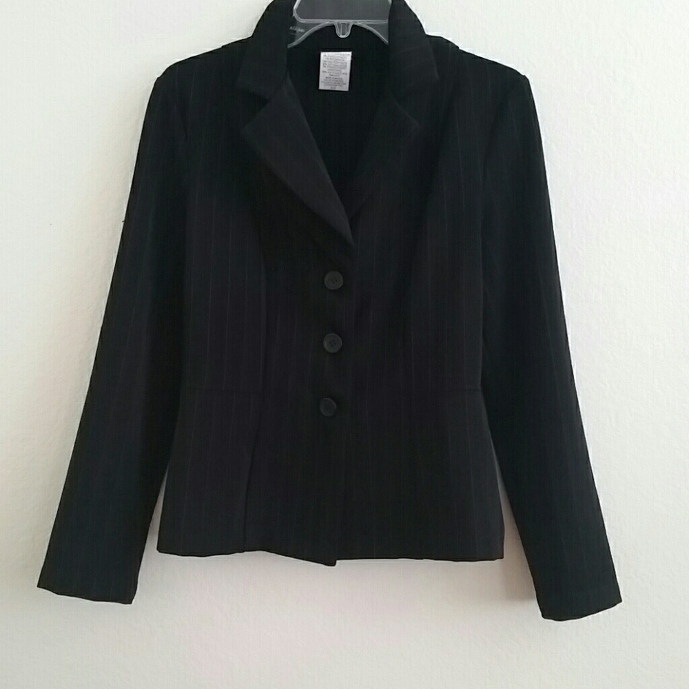 Jacket - Picture 2 of 5