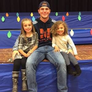 Meet your Posher, Ty