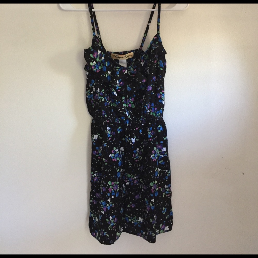 SUPER CUTE SUMMER DRESS