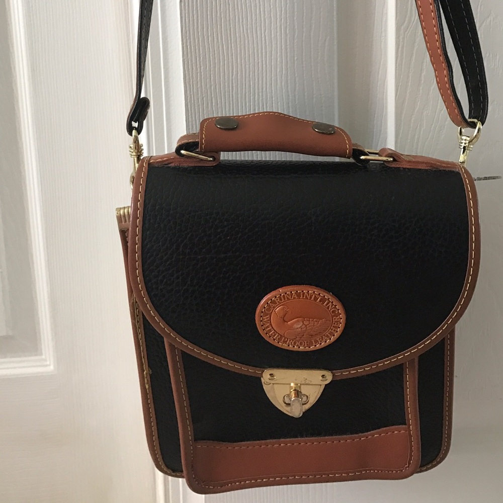 Carina Intling Waterproof Leather Purse