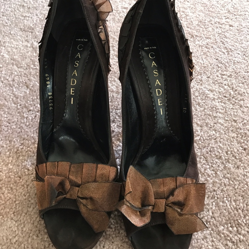 3 inch suede peep toe