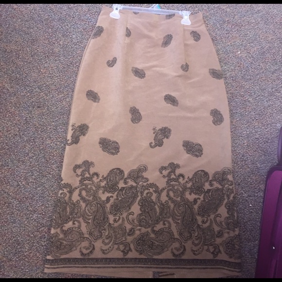 Suade LIKE  semi-paisley maxi skirt - Picture 1 of 3
