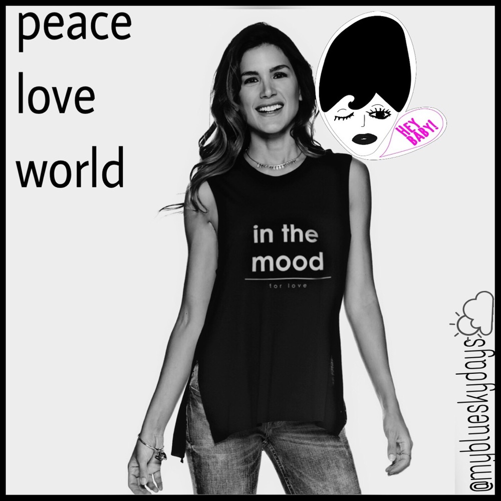 ✌🏼️💗🌎 In the mood (for love❤️) lunes top