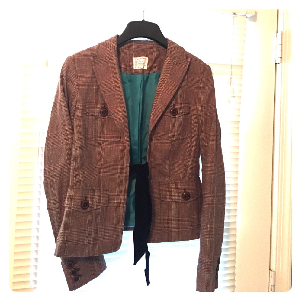 Versatile ladies jacket