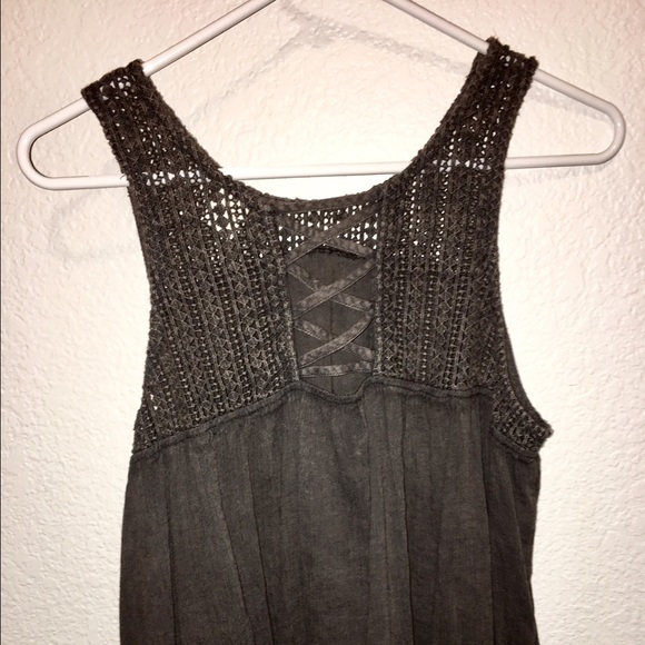 ~distressed charcoal tank~ - Picture 3 of 3