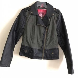 Bernardo fashion army jacket w/ faux leather