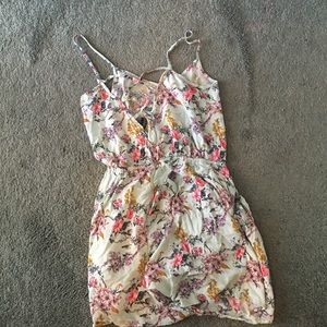 Floral print romper. Worn once. Size 8