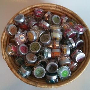 16 Scentsy Mini Wax Testers (Unused)