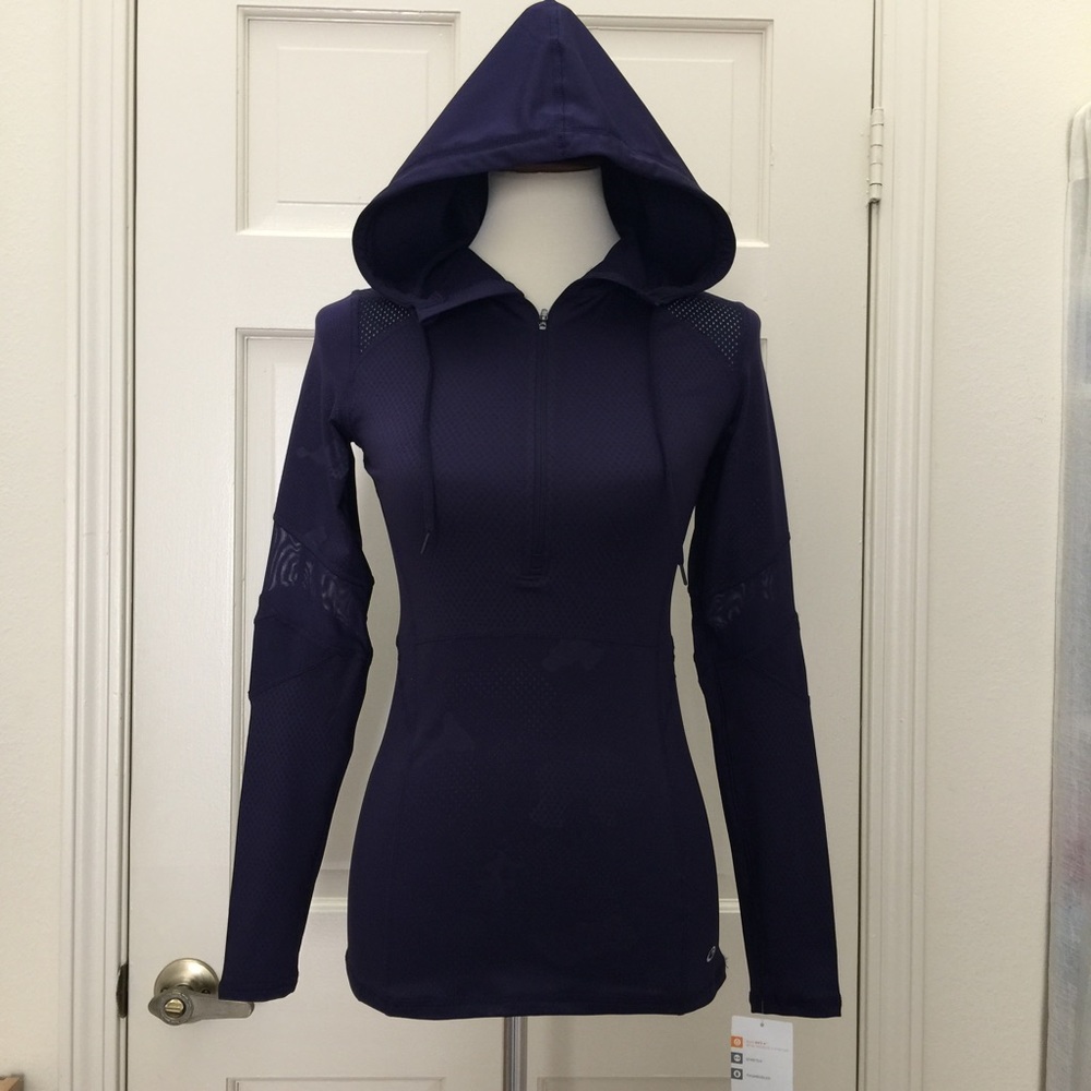 Camouflage print 1/2 zip workout hoodie