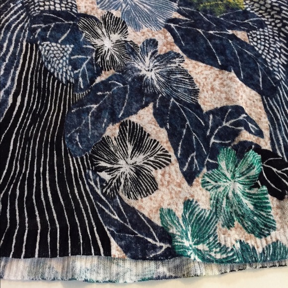 Nic and Zoe knit top - Picture 2 of 5