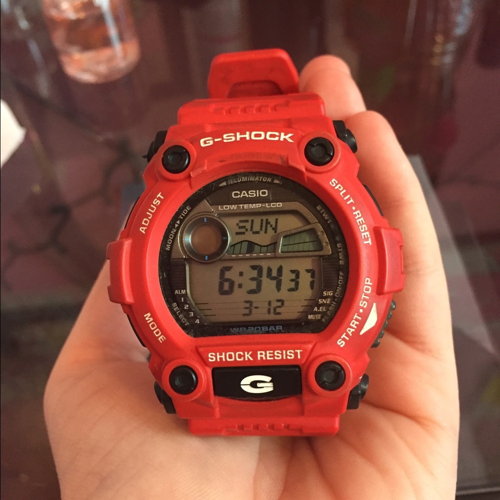 Men's g shock watch